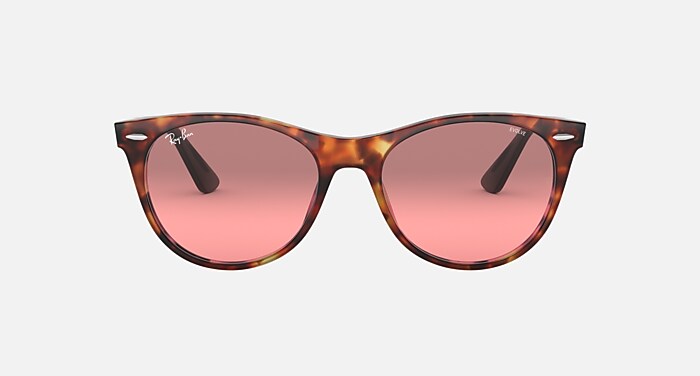 WAYFARER II CLASSIC Sunglasses in Red Havana and Photocromic Red