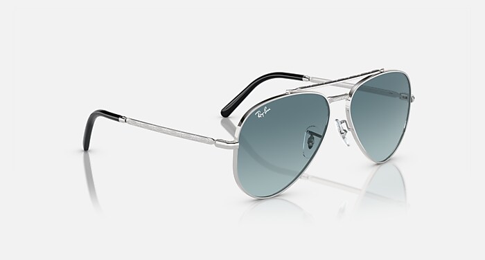 レイバン公式ストア】 Ray-Ban® NEW AVIATOR サングラス | シルバー X 