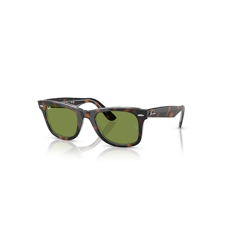 Óculos de Sol Ray-Ban linha classic.