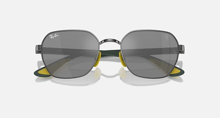 レイバン公式ストア】 Ray-Ban® RB3794M SCUDERIA FERRARI COLLECTION