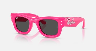 レイバン公式ストア】 Ray-Ban® WAYFARER PUFFER CRYSTAL EDITION