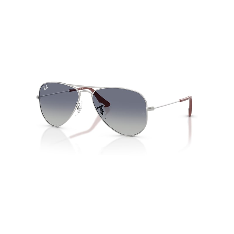 Óculos de Sol Ray-Ban estilo aviator.