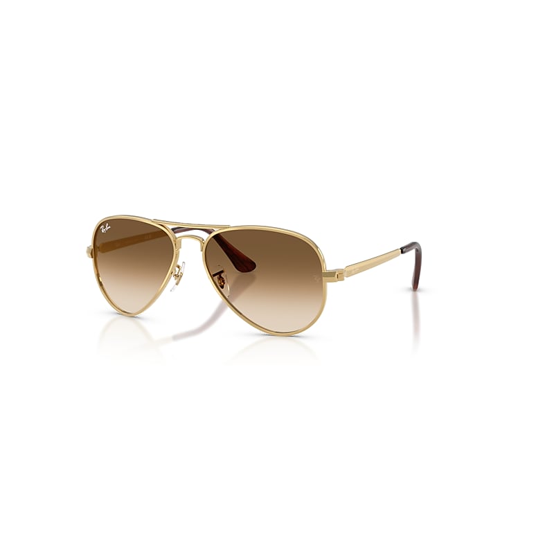 Óculos de Sol Ray-Ban estilo aviator.