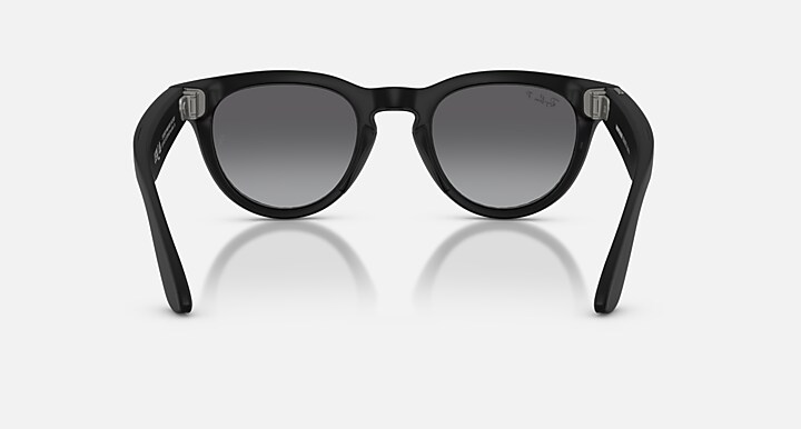 Check out the Ray-ban | Meta Headliner at ray-ban.com