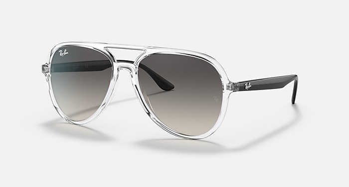 Les lunettes de soleil RB4376 en Transparent et Dégradé Gris