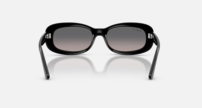 Ray-Ban ORB2221F ブラック サングラス RB2221 Sunglasses in Black and Gradient Grey Polarized - RB2221F