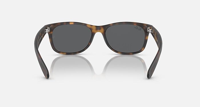 レイバン公式ストア】 Ray-Ban® NEW WAYFARER CLASSIC サングラス  