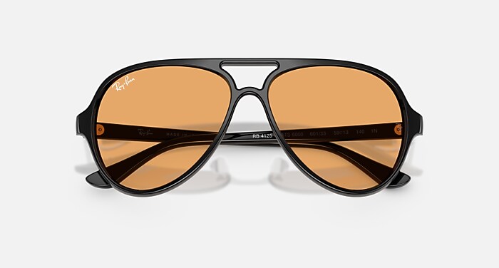 【CANDYさま専用】ray-banサングラス レイバン公式ストア】 Ray-Ban® CATS 5000 CLASSIC SUMMER CAPSULE