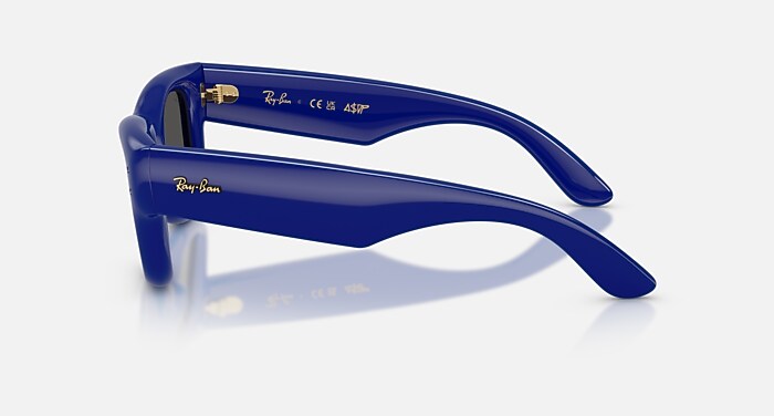レイバン サングラス NEW WAYFARER BLUE GREY NEW WAYFARER CLASSIC Sunglasses in Blue and Blue Gradient