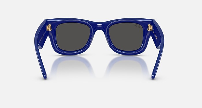 WAYFARER PUFFER Sunglasses in Blue and Ultra Black - RB4940  display picture 3