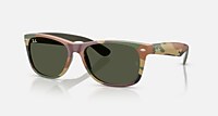 Ray-Ban Sunglasses New Wayfarer Classic Black Frame Green Lenses