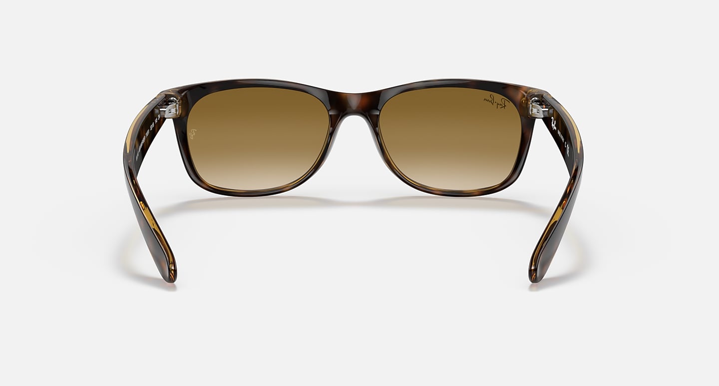 Ray-Ban Sunglasses Unisex New Wayfarer Classic - Light Havana Frame Brown Lenses 52-18