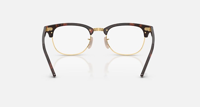 レイバン公式ストア】 Ray-Ban® CLUBMASTER OPTICS メガネ | レッド