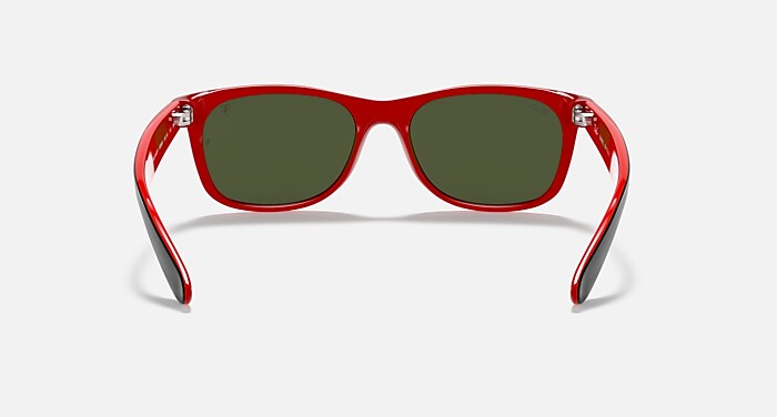 Ray-Ban フェラーリ ブラック G-15 RB2132M F60131 55-18 RB2132M SCUDERIA FERRARI COLLECTION Sunglasses in Black and