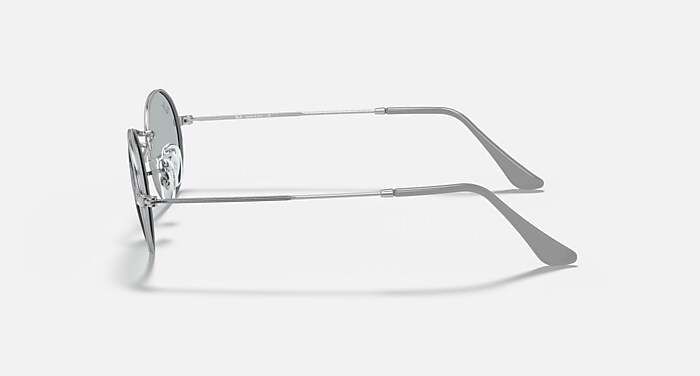 未使用品　Ray-Ban ROUND EVOLUTION OVAL Amazon.com: Ray-Ban Unisex Rb1970 Oval Evolve Photochromic Oval