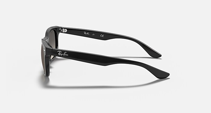 Ray-Ban Sunglasses Children New Wayfarer Kids - Black Frame Grey Lenses 48-16