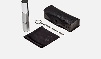 かめなひ出品！ Ray-Ban サングラス付属品眼鏡拭きケース付☺︎⭐︎ 楽天市場】メガネ拭き（ブランドレイバン）の通販