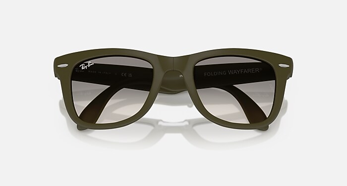 レイバン公式ストア】 Ray-Ban® WAYFARER FOLDING CLASSIC ONLINE ONLY