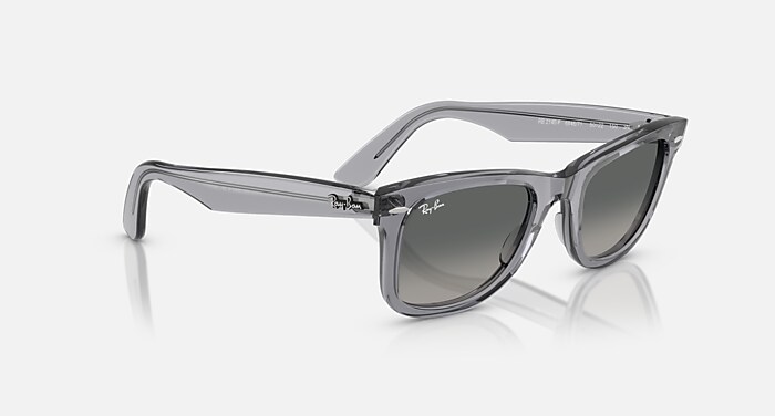 【生産終了モデル】Ray-Ban WAYFARER グレーグラデRB2140-A ORIGINAL WAYFARER CLASSIC Sunglasses in Transparent Grey and Light