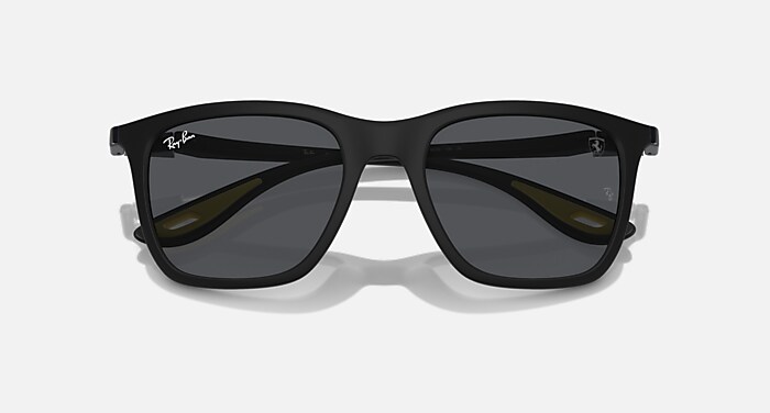 Ray-Ban　サングラス　 レイバン公式ストア】 Ray-Ban® RB4433M SCUDERIA FERRARI COLLECTION