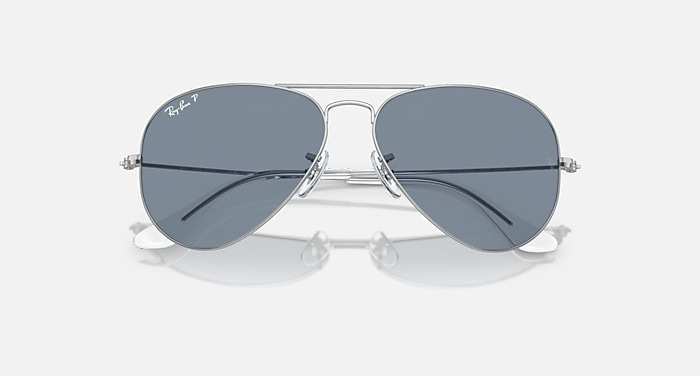 AVIATOR CLASSIC Polarized Sunglasses in Silver and Blue  display picture 2