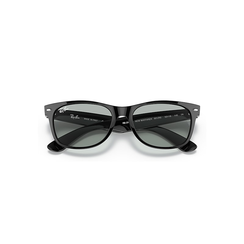 NEW WAYFARER CLASSIC Sunglasses in Black and Light Grey - RB2132F