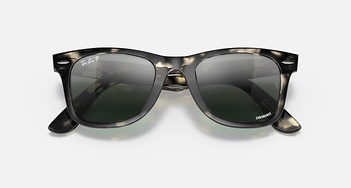 Ray-Ban オリジナルWayfarer chromance グレー・ハバナ ORIGINAL WAYFARER POLARIZED+ LENSES Sunglasses in Grey Havana and