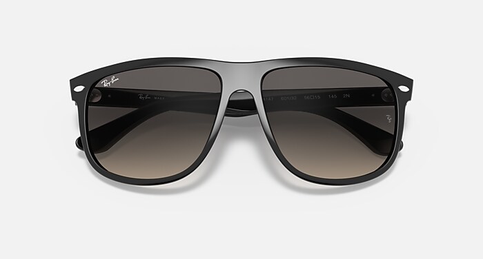 レイバン公式ストア】 Ray-Ban® BOYFRIEND サングラス | ブラック X