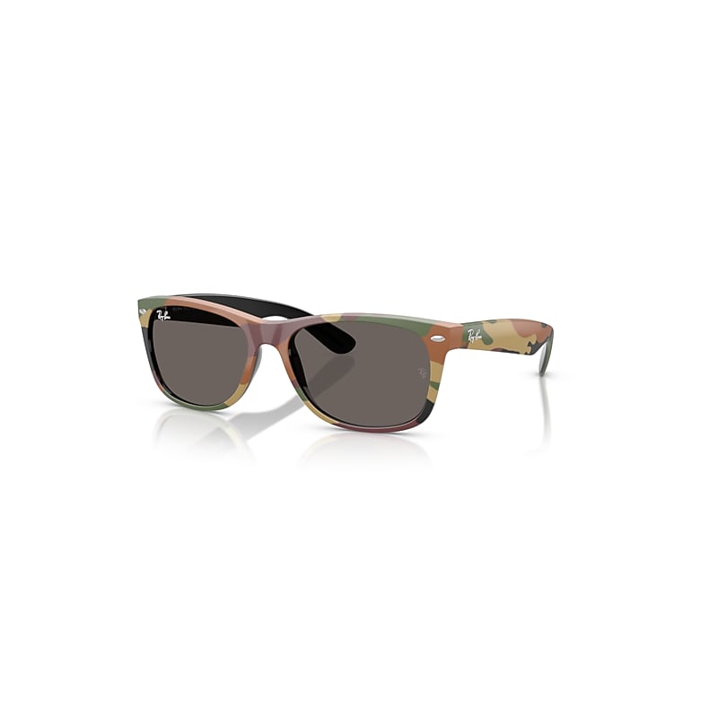 Ray-Ban Unisex Sunglass New Wayfarer Classic -  Framekleur: Zwart & groen camouflage, Lenskleur: Donkergrijs