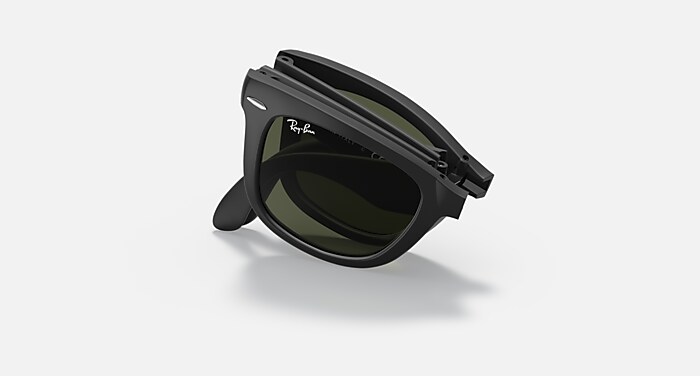 WAYFARER FOLDING CLASSIC Sunglasses in Black and G-15 Green 