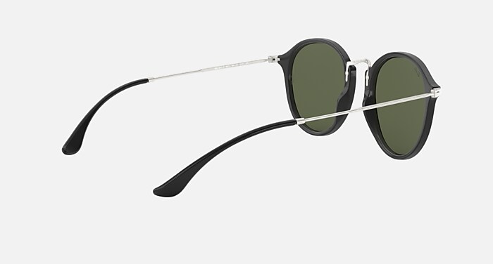 ROUND FLECK Sunglasses in Black and G-15 Green - RB2447F 