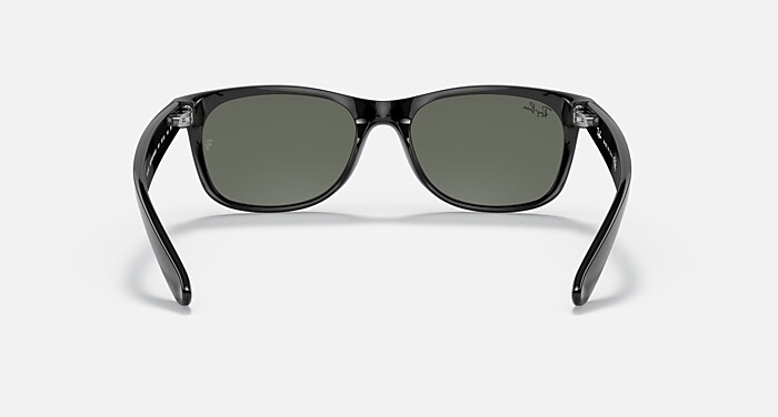 Óculos de Sol NEW WAYFARER CLASSIC em Preto e Verde G-15 - RB2132