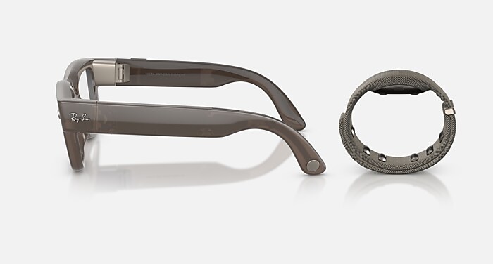 META RAY-BAN DISPLAY AI Glasses in Sand and Clear/Grey (51-23