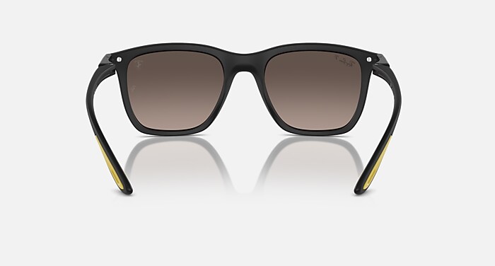 レイバン公式ストア】 Ray-Ban® RB4433M SCUDERIA FERRARI SPECIAL