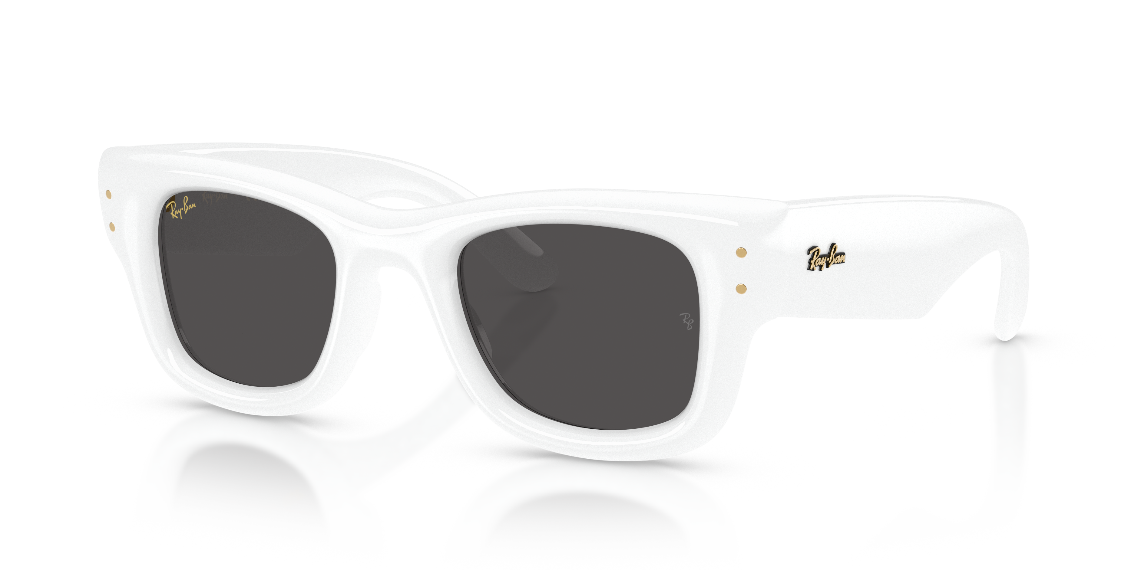 WAYFARER PUFFER Sunglasses in White and Ultra Black - RB4940 | Ray WAYFARER PUFFER Sunglasses in White and Ultra Black - RB4940 | Ray