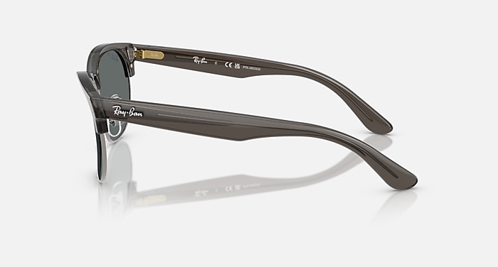 CLUBMASTER REVERSE Sunglasses in Transparent Dark Grey On  display picture 2