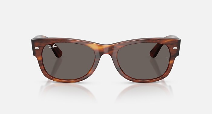 MEGA WAYFARER II Sunglasses in Striped Havana and Dark Grey