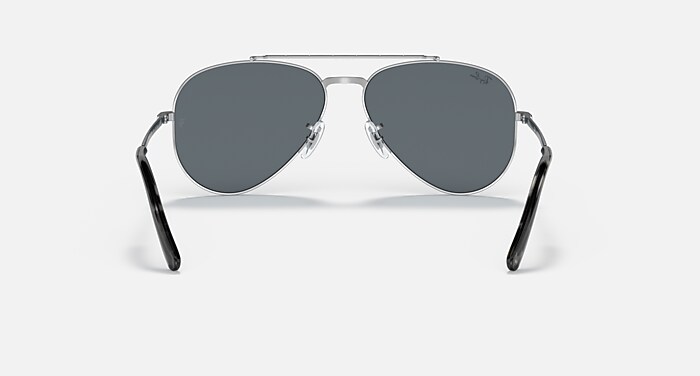 レイバン公式ストア】 Ray-Ban® NEW AVIATOR サングラス | シルバー X 