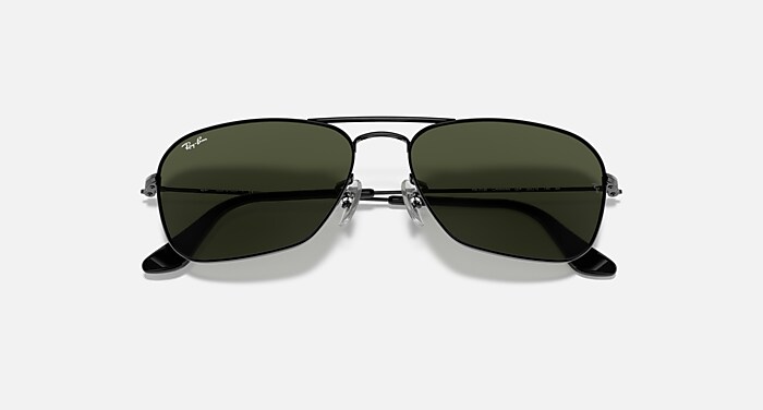 Ray-Ban RB3136 004 Caravan Sunglasses Gunmetal Frame with Green G-15 Lens Ray-Ban Caravan Polished Gunmetal / G-15 Green 58 mm  main image 4