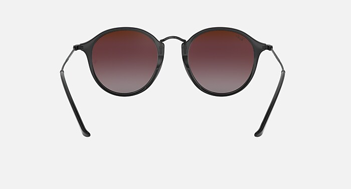 ROUND FLECK FLASH LENSES GRADIENT Sunglasses in Black and Green
