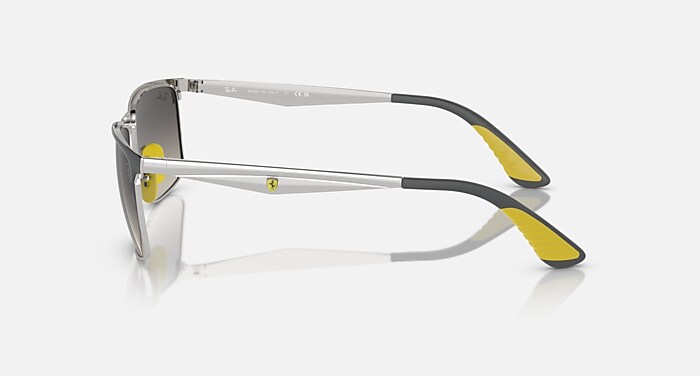 レイバン公式ストア】 Ray-Ban® RB3726M SCUDERIA FERRARI COLLECTION