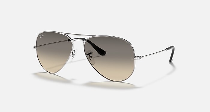 Ray-Ban Aviator サングラス シルバー グラデーション AVIATOR GRADIENT Sunglasses in Silver and Grey Gradient - RB3025
