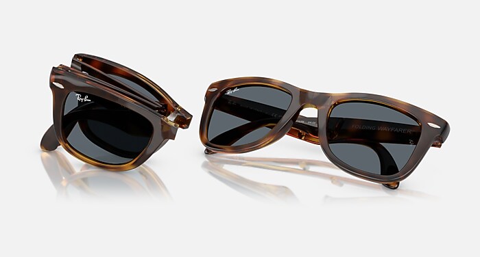 WAYFARER FOLDING CLASSIC Sunglasses in Havana and Blue - RB4105 