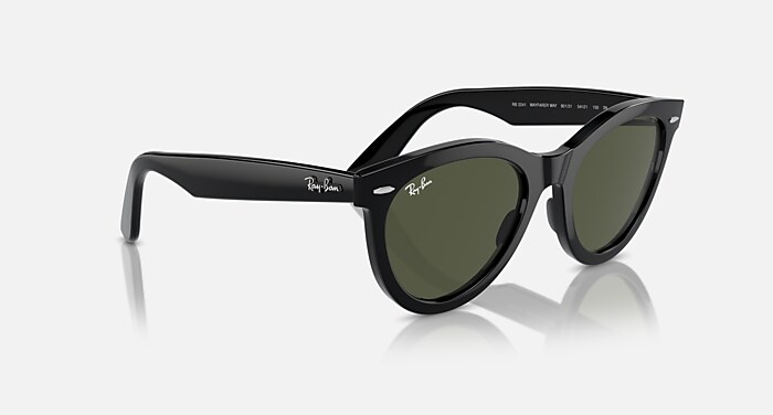 WAYFARER WAY Sunglasses in Black and Green - RB2241 | Ray-Ban® US