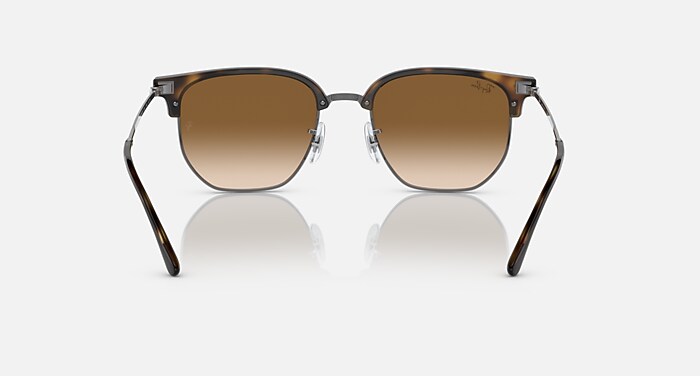 レイバン公式ストア】 Ray-Ban® NEW CLUBMASTER サングラス | ハバナ X