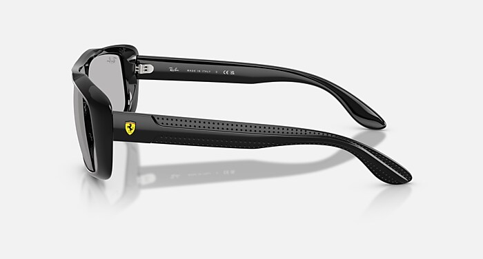 RB4479M SCUDERIA FERRARI COLLECTION サングラス ブラック と