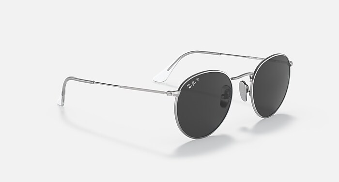 ROUND TITANIUM Sunglasses in Silver and Polarized Black - RB8247