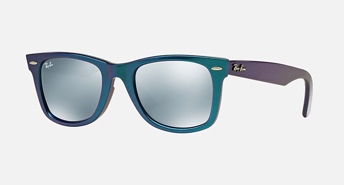 超美品レイバン ウェイファーラーコスモコレクション ORIGINAL WAYFARER COSMO Sunglasses in Light Blue and Silver Flash