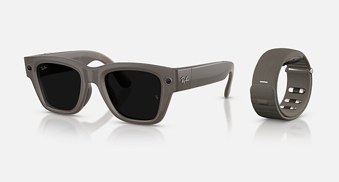 META RAY-BAN DISPLAY AI Glasses in Sand and Clear/Grey (51-23