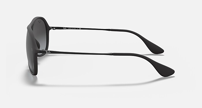 ALEX Sunglasses in Rubber Black and Grey Gradient (59-15) - RB4201